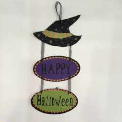 Chào đón Halloween bằng những biển hiệu treo cửa trang trí Halloween độc đáo